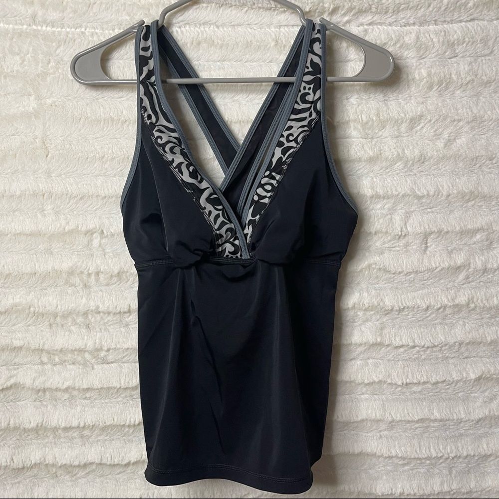 ✨Lands End Black Tankini Swimsuit Top Cross Back Strap Gray Women Sz 8 Sporty EU